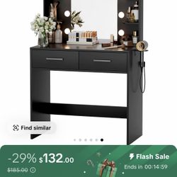 New Unopened Makeup Vanity Set