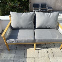 Brand New outdoor Loveseat 
