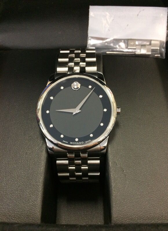 Movado 07.1.14.1142 Museum Man's Watch w/ extra Link