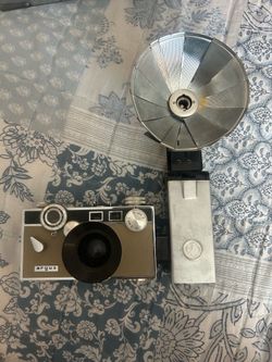 Vintage Argus c3 rangefinder w/ detachable flash