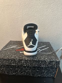 Jordan 4