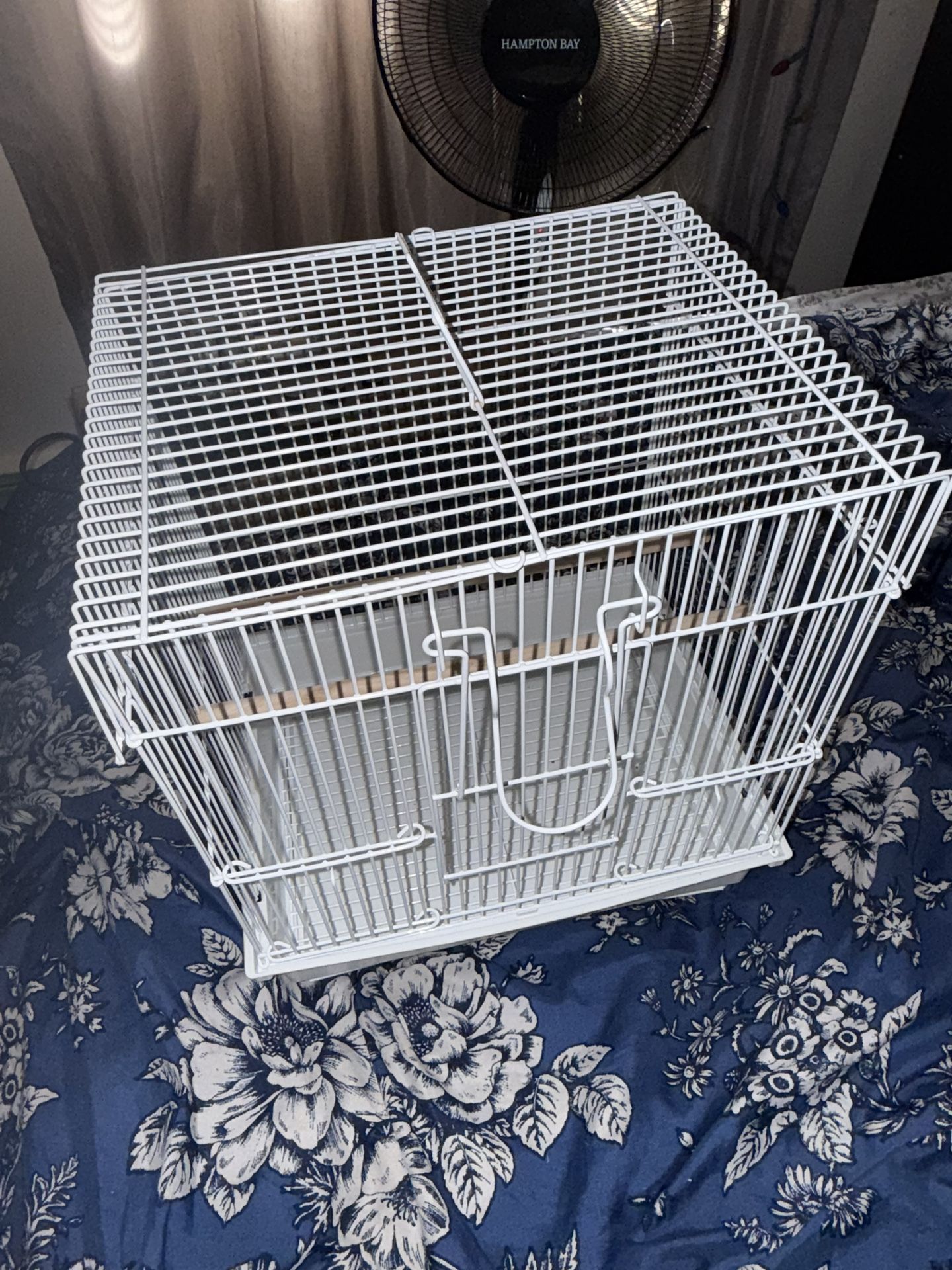 New Buggie Parakeet Cage