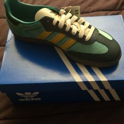 Womens Adidas Samba OG Size 7