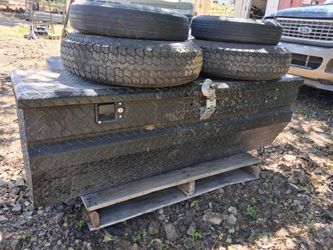 Truck Toolbox Black Diamond Plate Aluminum