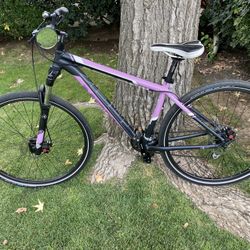 Christmas Special!!  This Week Only 250.00TREK MambaWSD Hybrid MTB/Road Bike