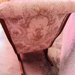 Rocking Chair 