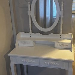 White Makeup Vanity