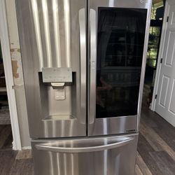 LG FRIDGE - Water Dispenser, Ice Maker, Energy Saving Knock Window