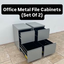 Rolling Office Metal File Cabinets (Set Of 2) Pickup Today Available (NO KEYS)