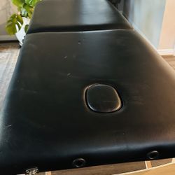 Massage Table 