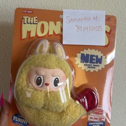 The Monsters Wacky Mart Shrimp Earphone Case 