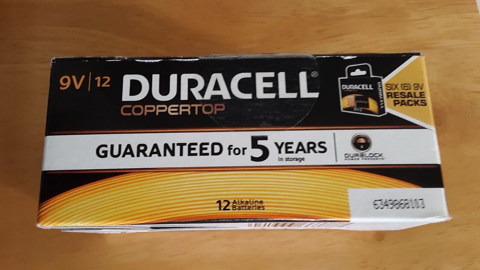 Duracell NEW CopperTop 9V Alkaline Batteries Pack of 12 / Dec 2020