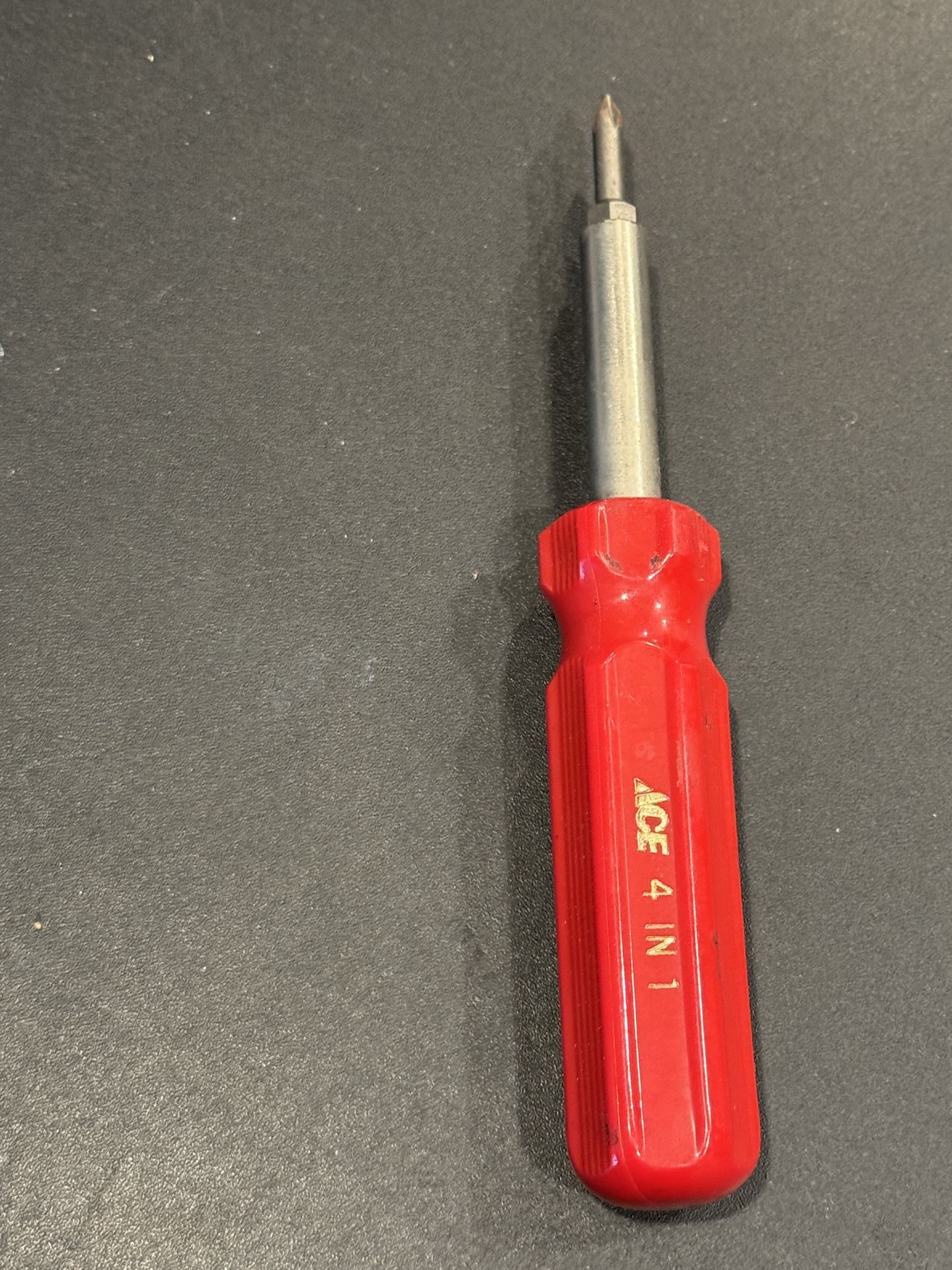 SCREWDRIVER