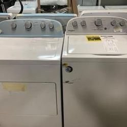 WHIRLPOOL TOP LOAD WASHER AND GAS DRYER 