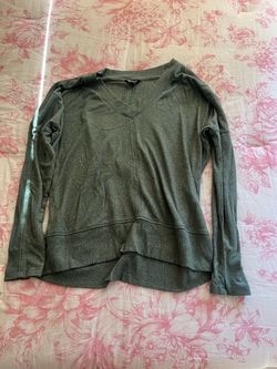 Women’s Long Sleeve Sweatshirt