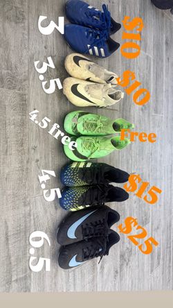 Kids soccer cleats