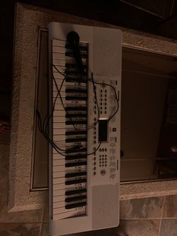 Vangoa electric keyboard never used open box