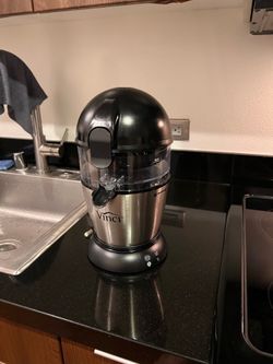 Vinci Hands-Free Electric Citrus Juicer