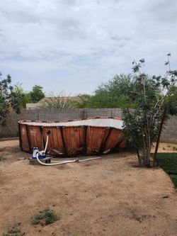Above ground pool
