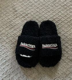 Balenciaga slides