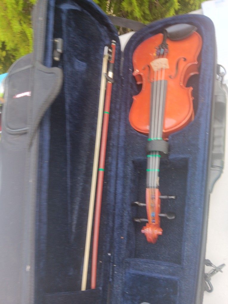 Child Violin 