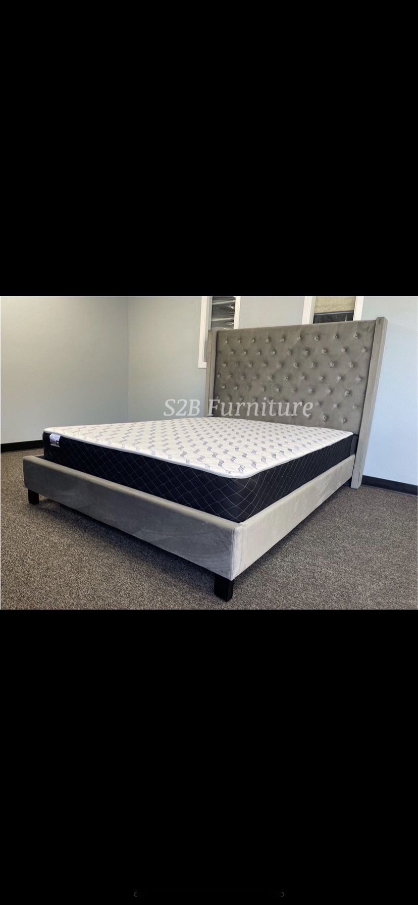 Queen Size Grey Tufted With Orthopedic Mattress 