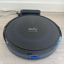 Eufy Robo Vacuum Clear