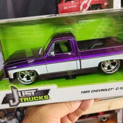 JADA TOYS  1/24 SCALE 