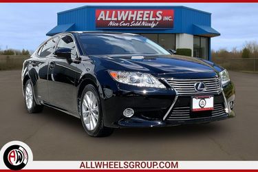 2015 Lexus ES 300h
