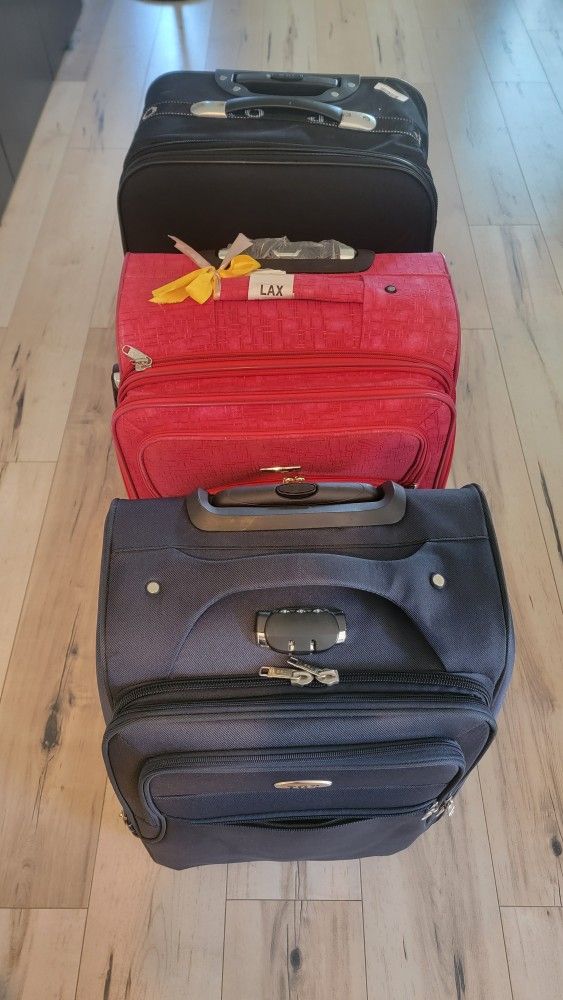 Luggage, Medium Size