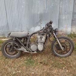 (2) Kawasaki kz750's projects