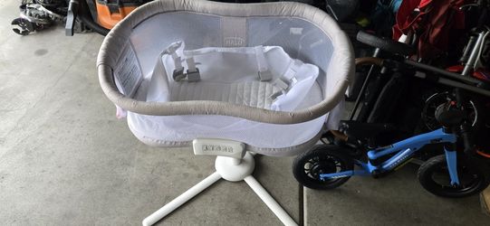 Baby Bath Seat And Halo Bassinet