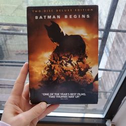 Batman Begins Two Disc DELUXE Edition DVD Set With Comic Book!