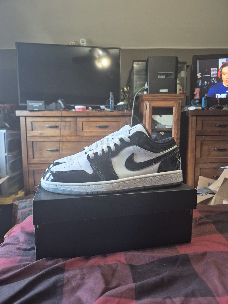 Air Jordan 1 Low (Concord) Size 10.5