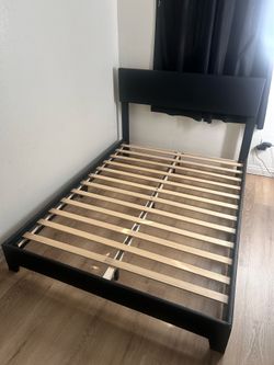 Full bed frame