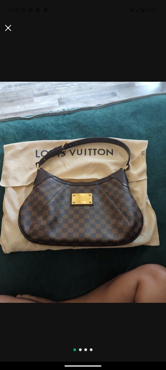 Louis Vuitton Shoulder Bag In Great Condition!