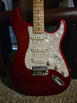 Cherry red harmony Stratocaster