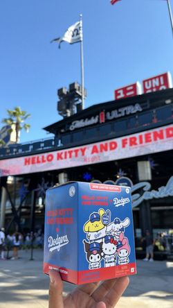 2026 Dodgers Hello Kitty And Friends Mystery Keychain Plushies