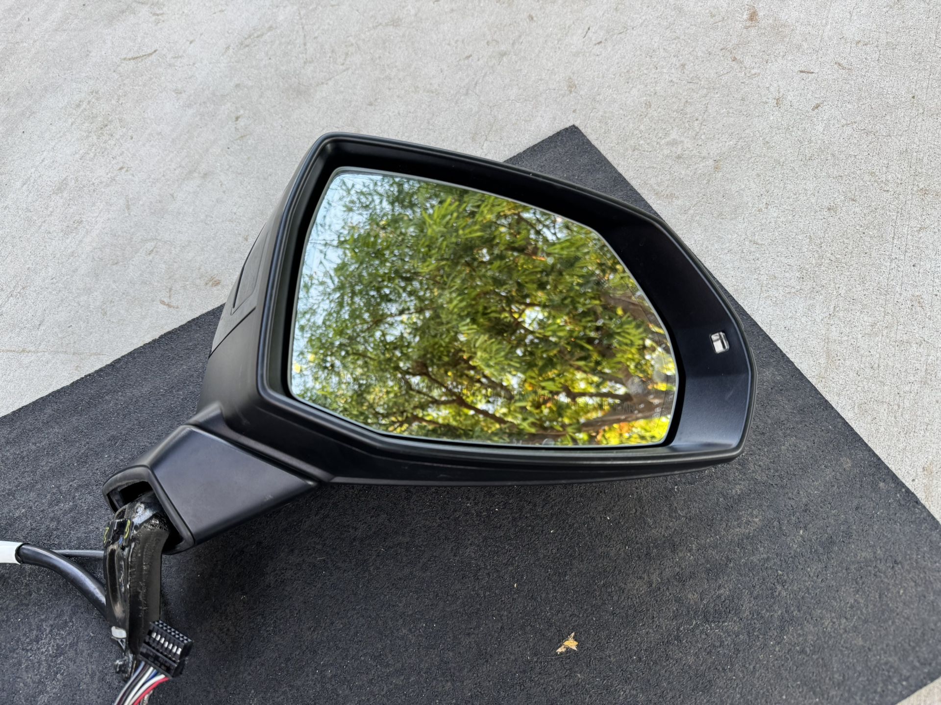 Audi Q5 Passenger Mirror (2018-2024)