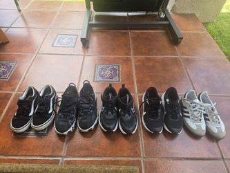 Boys kids used shoes size 1 to 2.5
