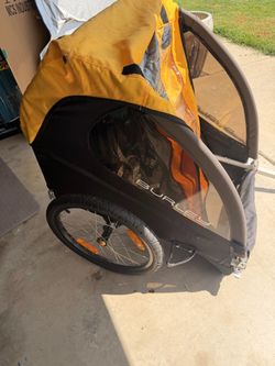 Burley Bee double rider