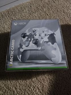 Arctic Camo Xbox Controller