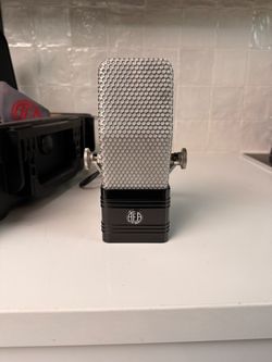 AEA R44ce Ribbon Microphone BRAND NEW in original packaging