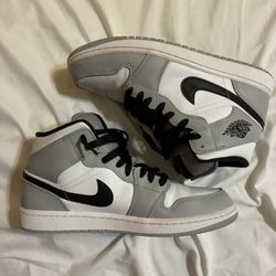 Jordan 1 Mid Grey Smoke