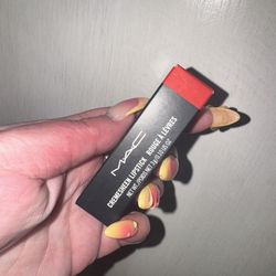 Cremesheen Lipstick 
