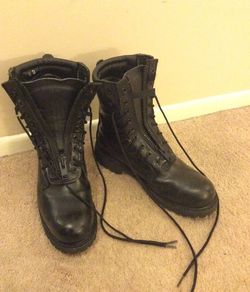 Steel toe work boots black