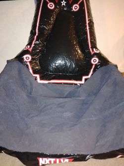 Chair pool float
