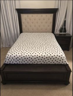 Queen Size Adjustable Bed