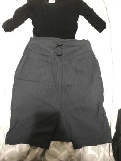 Women/Teen skirt size 10 -Express brand