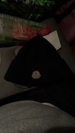 Moncler beanie